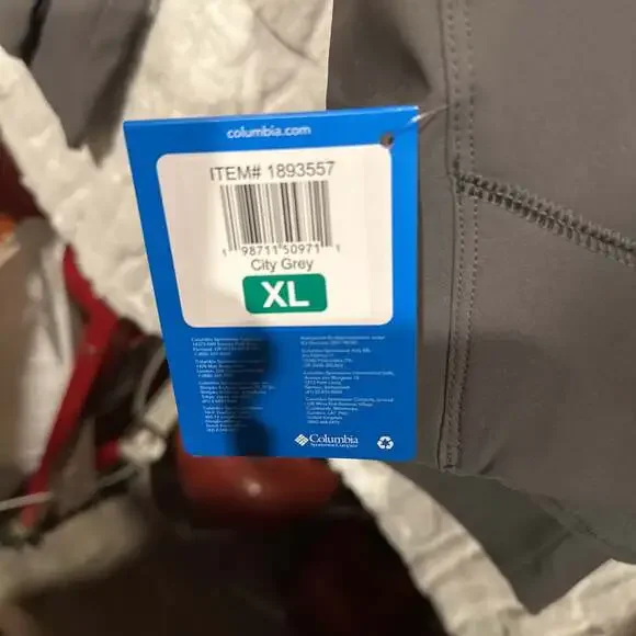 Columbia Omni-Shade Hiking Pants in City Gray XL